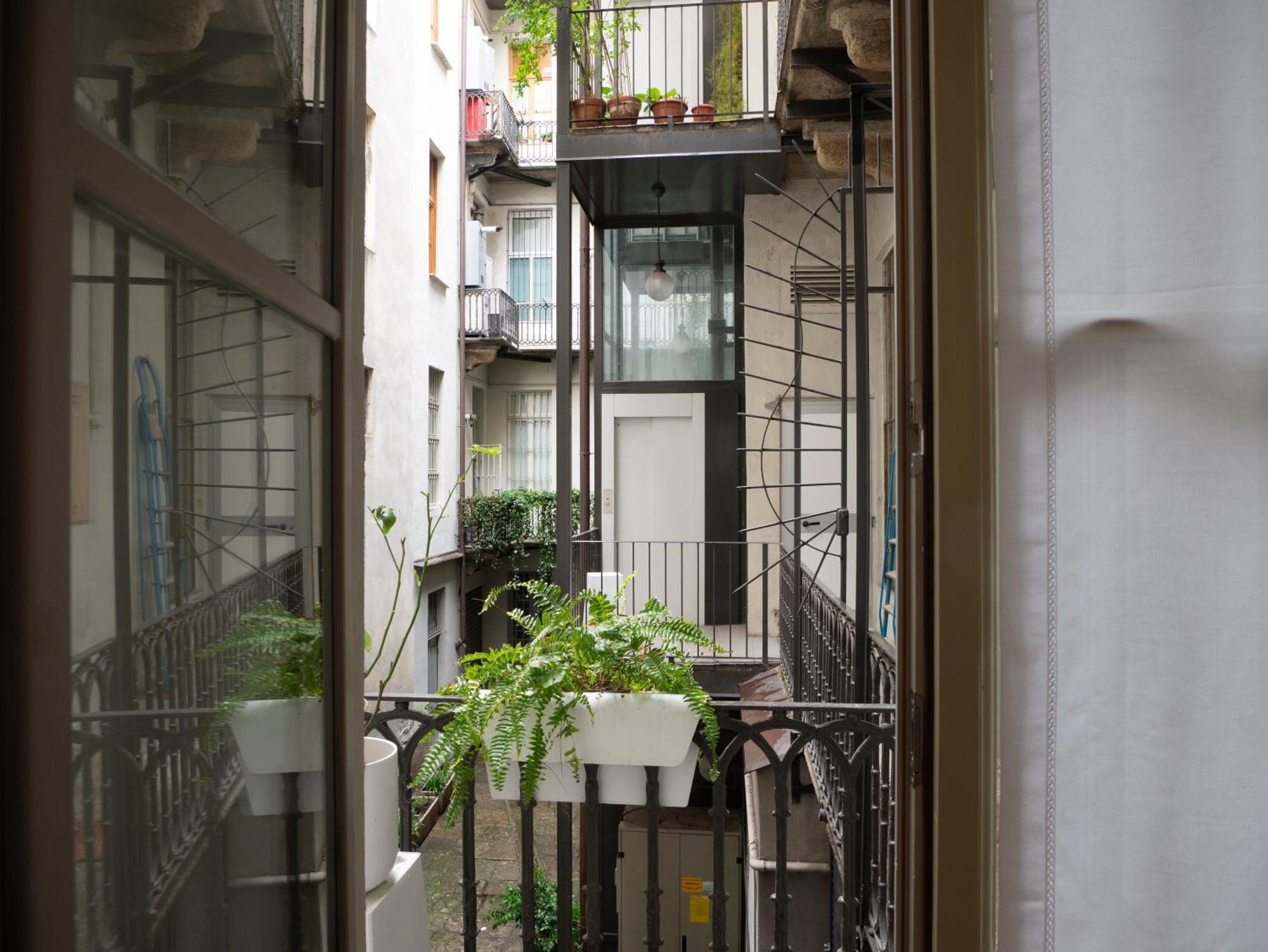 Mercanti E Viaggiatori Торино Екстериор снимка